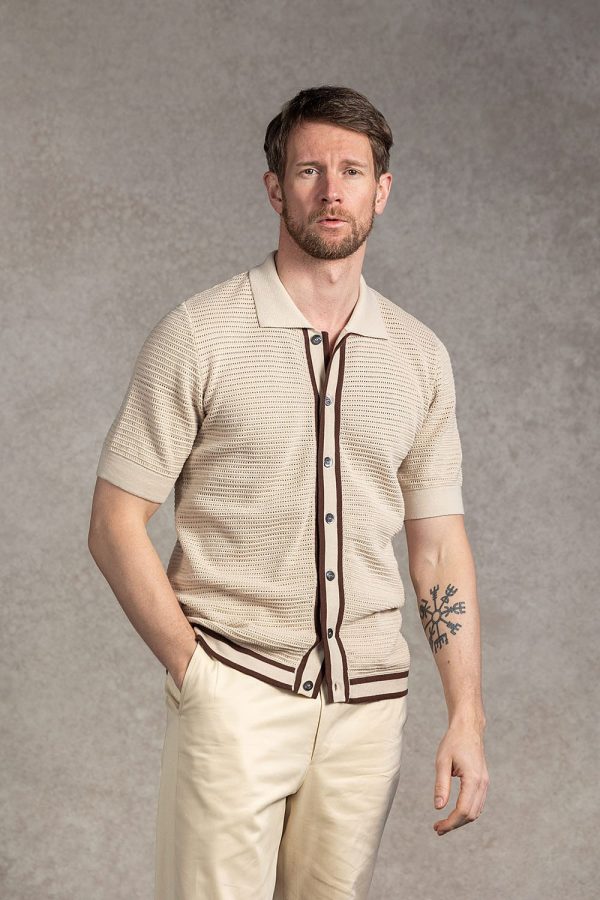 Beżowa ażurowa koszula